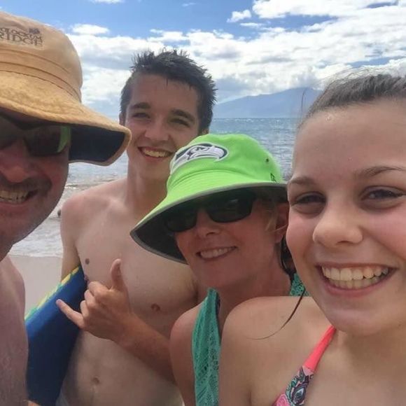 Meet your Posher, Ian - Picture 1 of 1